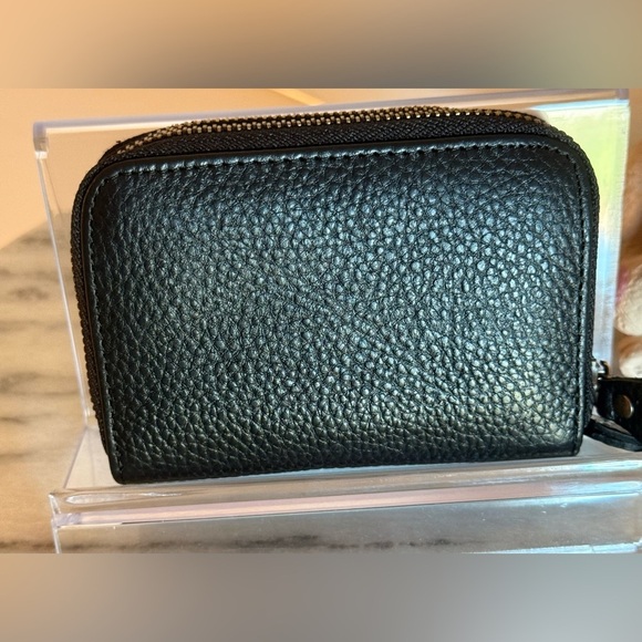 NWOT Ciephia Women’s Black RFID Leather Wallet Credit Card Slips Two Zip Closure - Picture 3 of 12